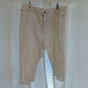 UM White Denim Jeans 18 Capri Cropped